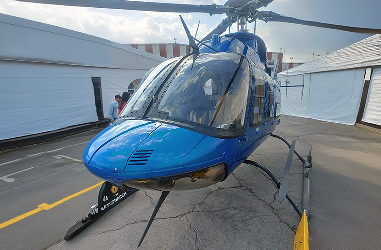 Bell Helicopter Touring 4 Pax